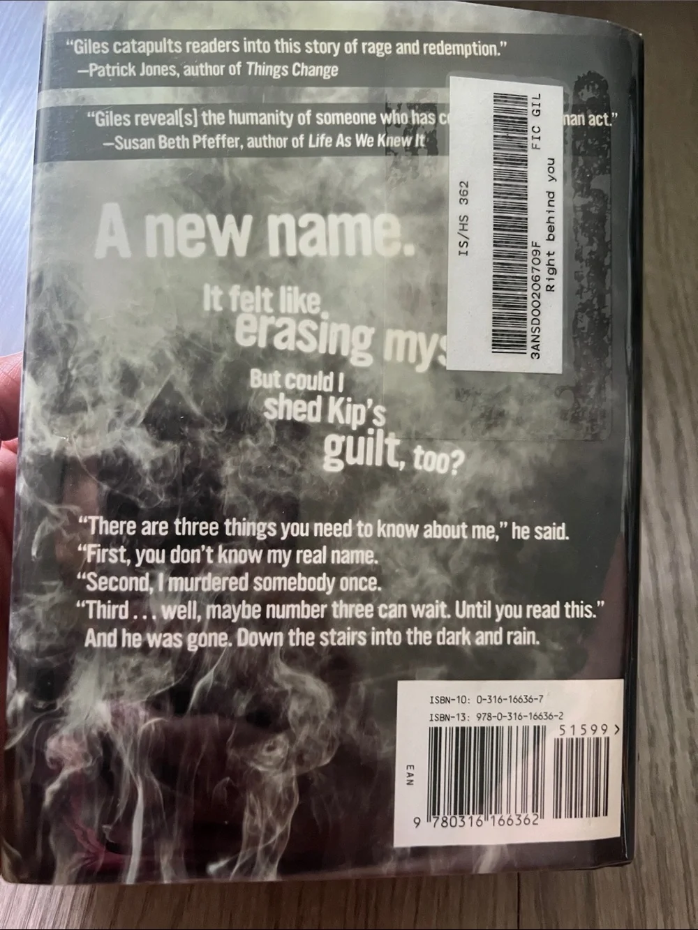 Right Behind You by Gail Giles - Dark Green & White Hardcover